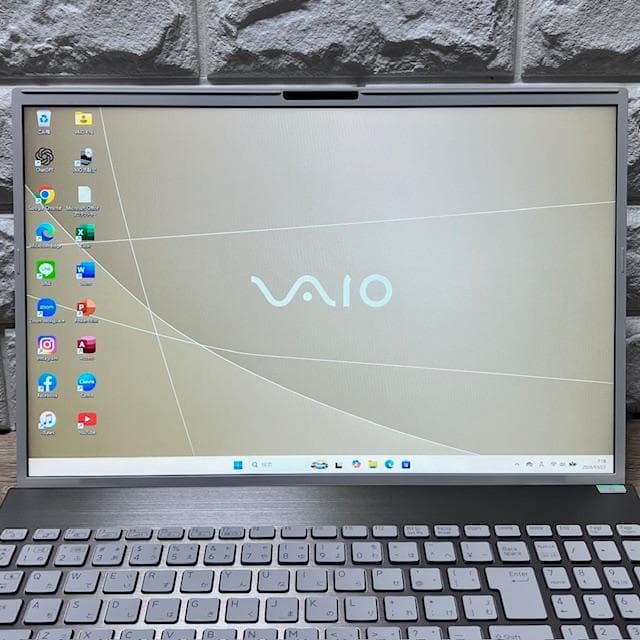 2023《ほぼ未使用級》第13世代Corei7！大容量SSD！VAIO F16