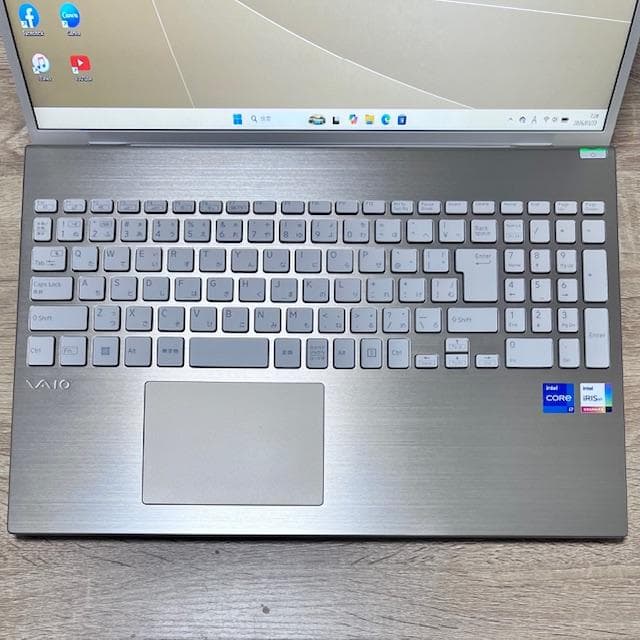 2023《ほぼ未使用級》第13世代Corei7！大容量SSD！VAIO F16