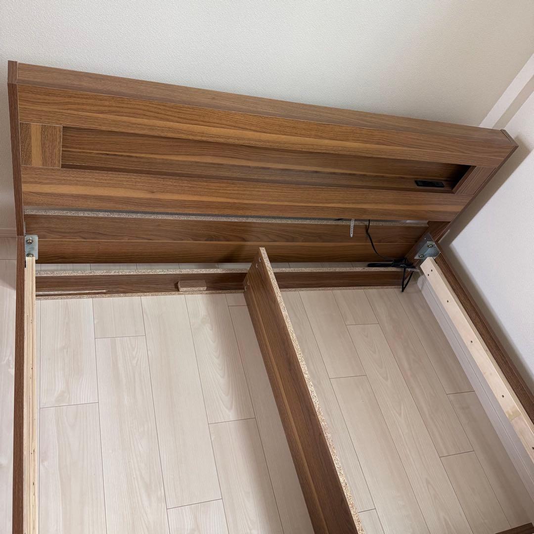 ダブルベッドフレーム ベッドスタイル 木製 コンセント・収納・照明付き