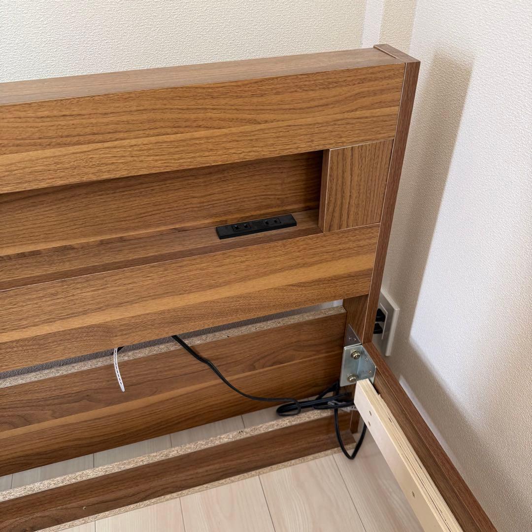 ダブルベッドフレーム ベッドスタイル 木製 コンセント・収納・照明付き