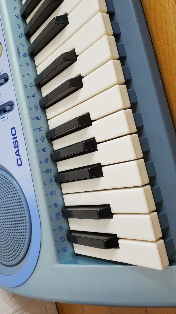 カシオ 　光ナビゲーション 　キーボード 　譜面ナビ 　100音色＆50リズム