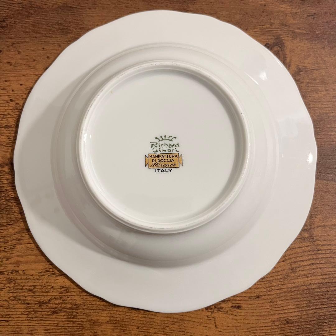 Richard Ginori 花と果物の皿 20cm