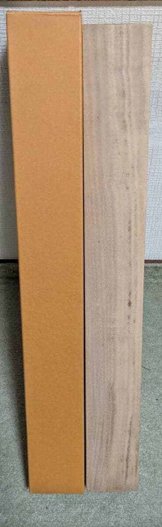 【真作】掛軸　丹頂鶴図　端正な筆致に朱日が映える佳品　　合箱入　U177