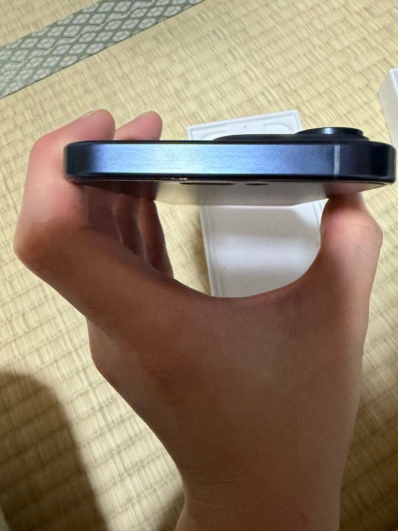 Apple iPhone 15 ProMax 256GB本体　美品