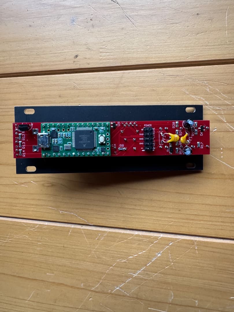 鍵盤楽器 Music Thing Modular Radio Music 1U