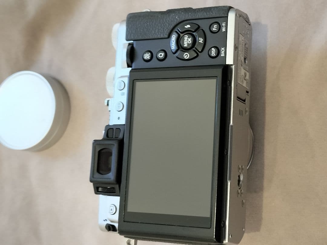 FUJIFILM デジタルカメラ FX-X30 シルバー