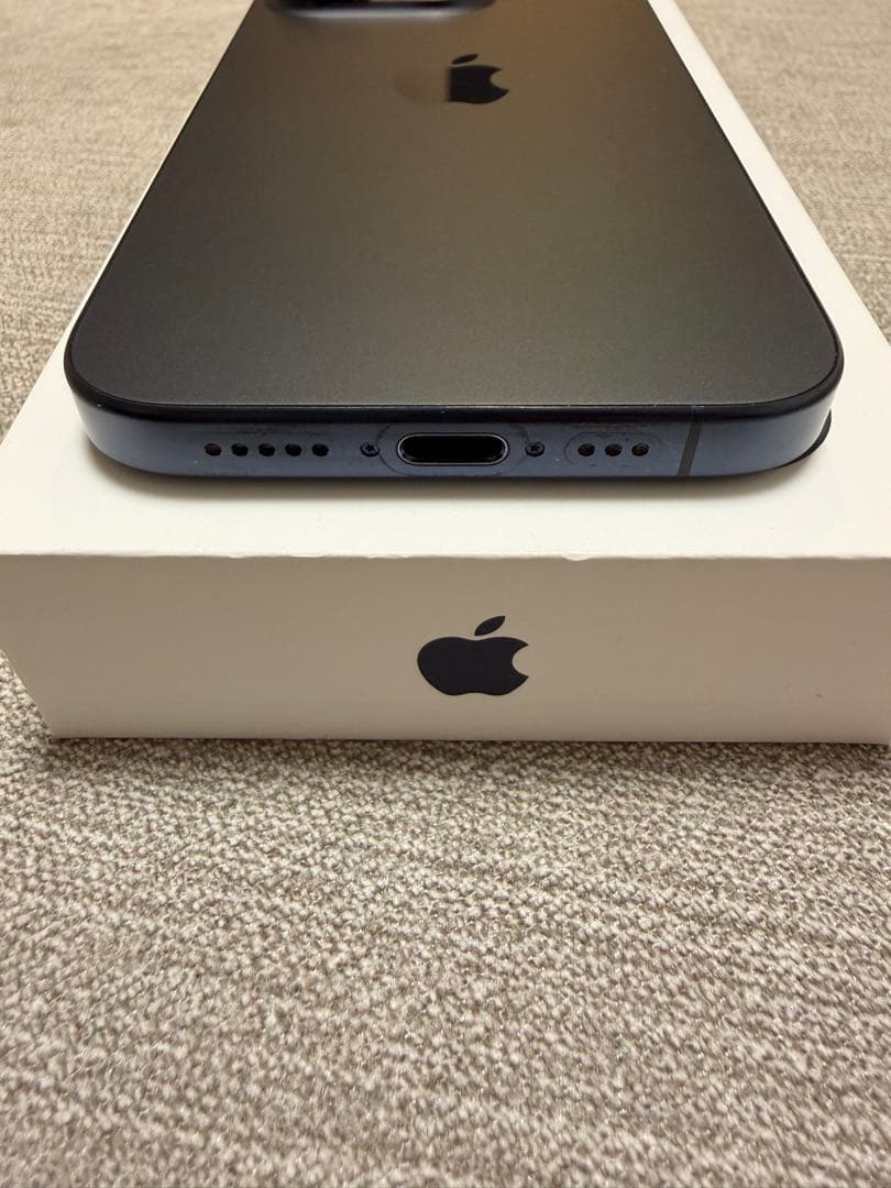 Apple iPhone 15 Pro 512GB ブルーチタニウム