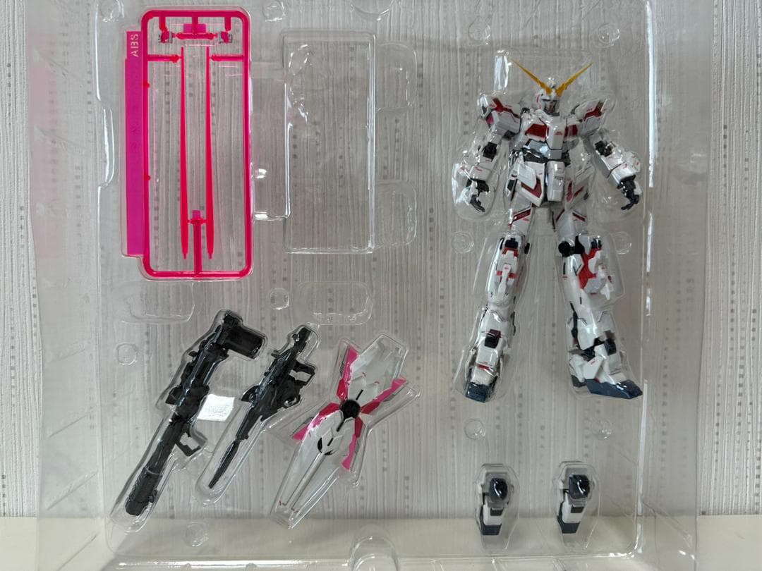 SHCM Pro 1/144 RX-0 ユニコーンガンダム フィギュア