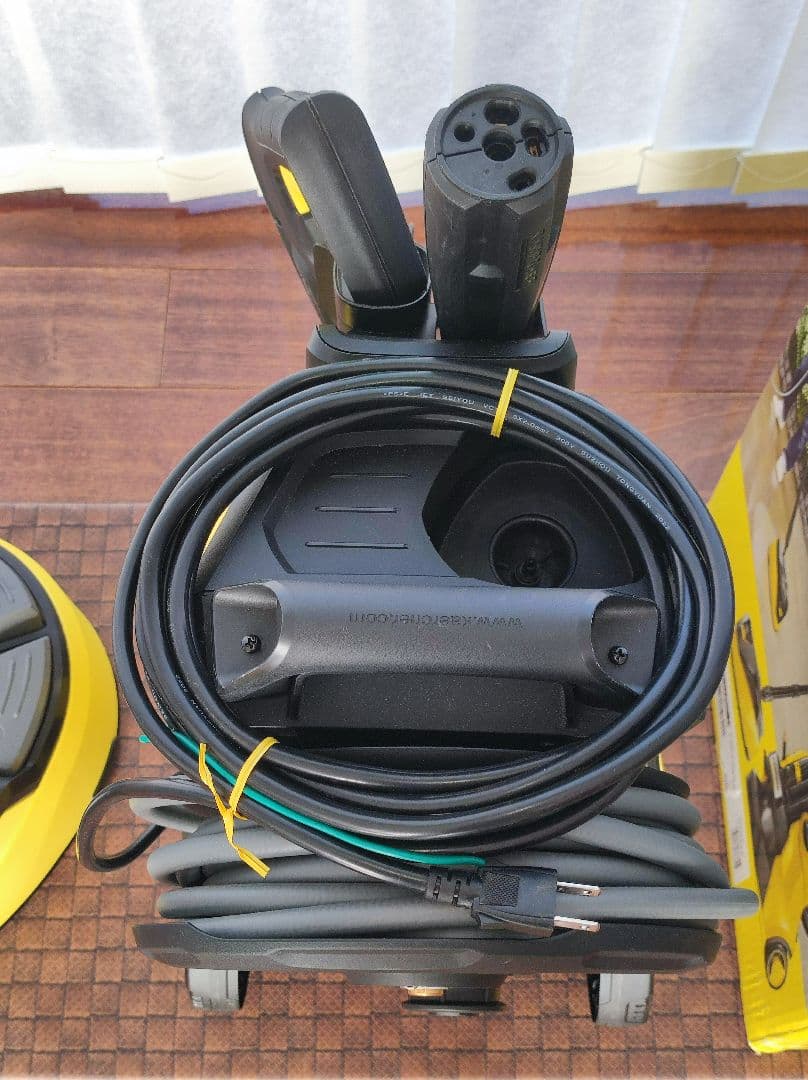 【新品同様】KARCHER K5 高圧洗浄機 　付属品あり