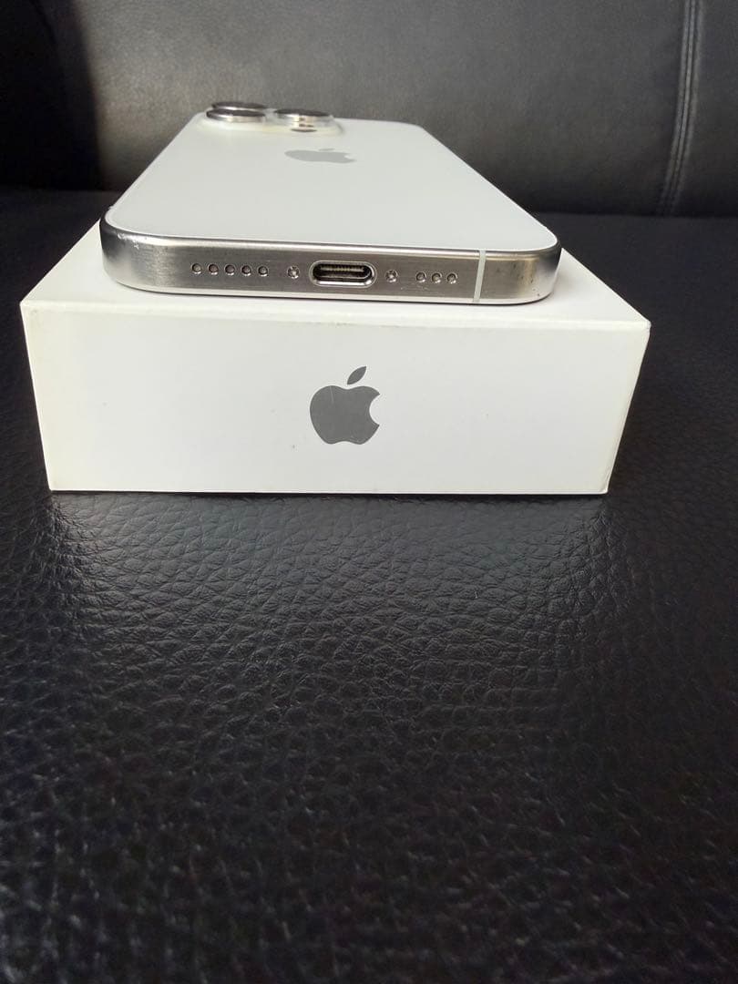 スマートフォン本体 Apple iPhone 15Pro