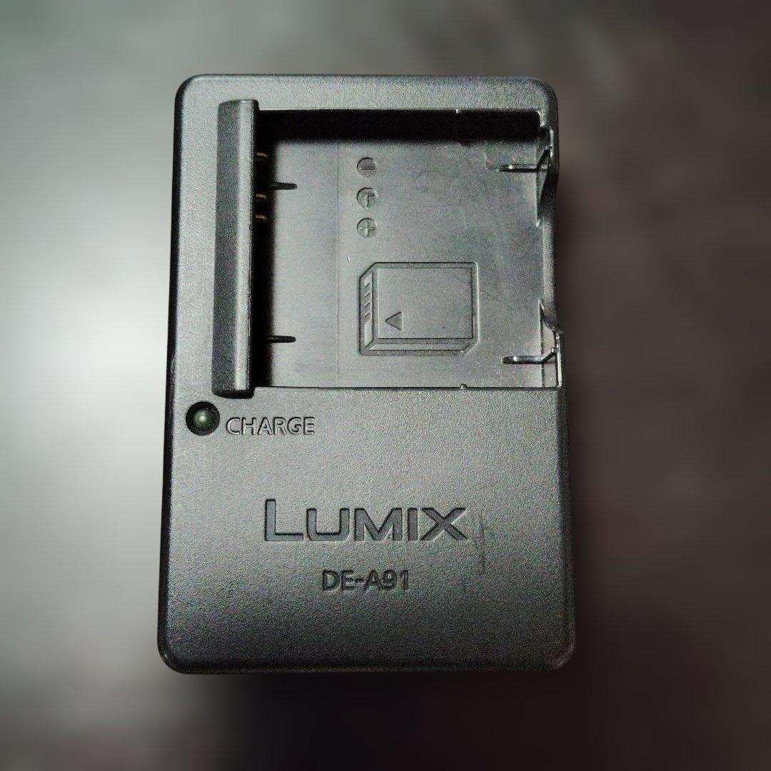 LUMIX デジカメ　DMC-FX77 Panasonic