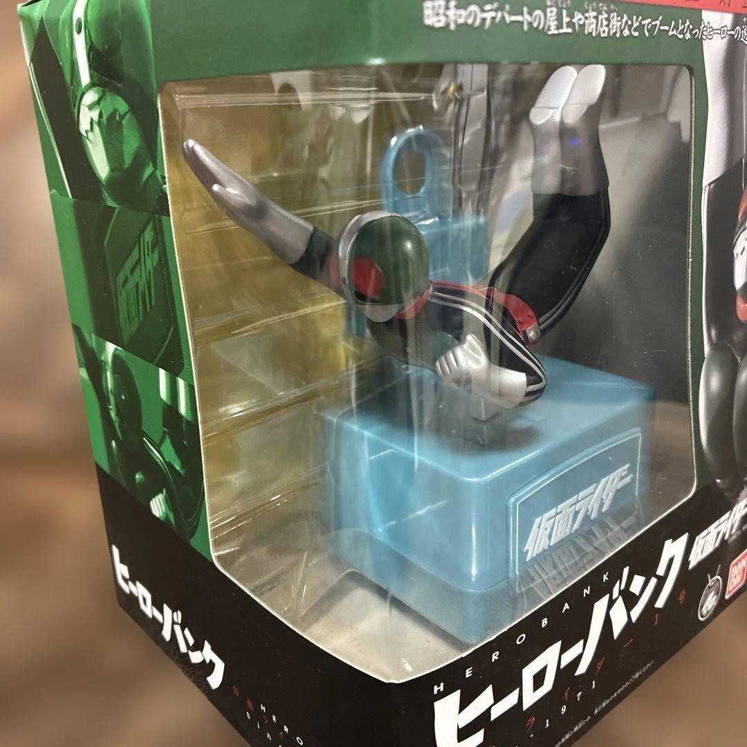 未開封品　ヒーローバンク 仮面ライダー 貯金箱　40周年記念