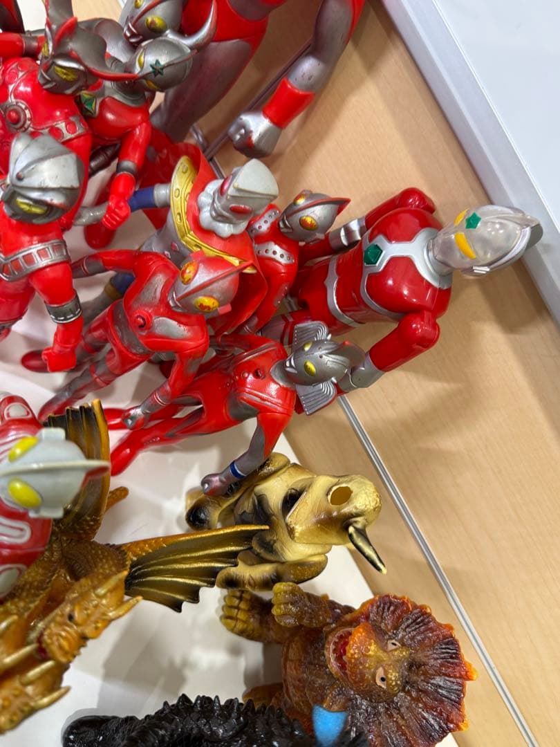 【激レア、当時物】ウルトラマンフィギュアと怪獣、ゴジラフィギュアセット31点