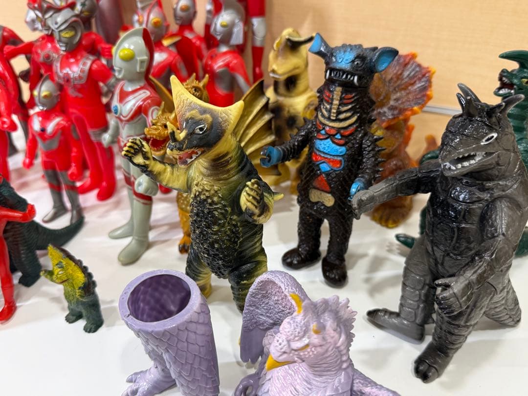 【激レア、当時物】ウルトラマンフィギュアと怪獣、ゴジラフィギュアセット31点
