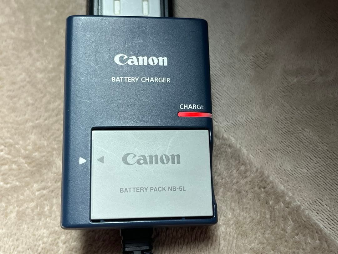 Canon IXY DIGITAL 920 IS 本体と付属品
