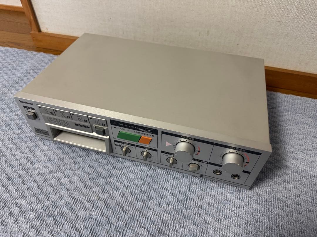 National製　8 TRACK TAPE PLAYER RS-824