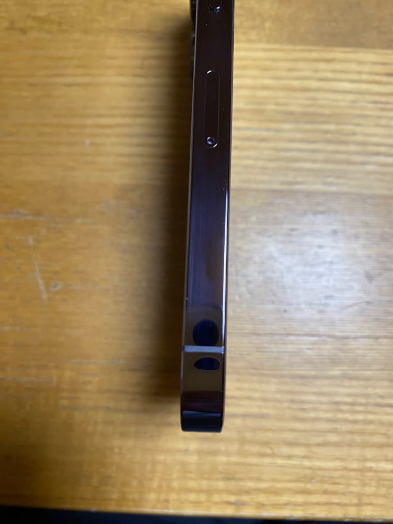 Apple iPhone 14 Pro 本体　Magsafeケース付き