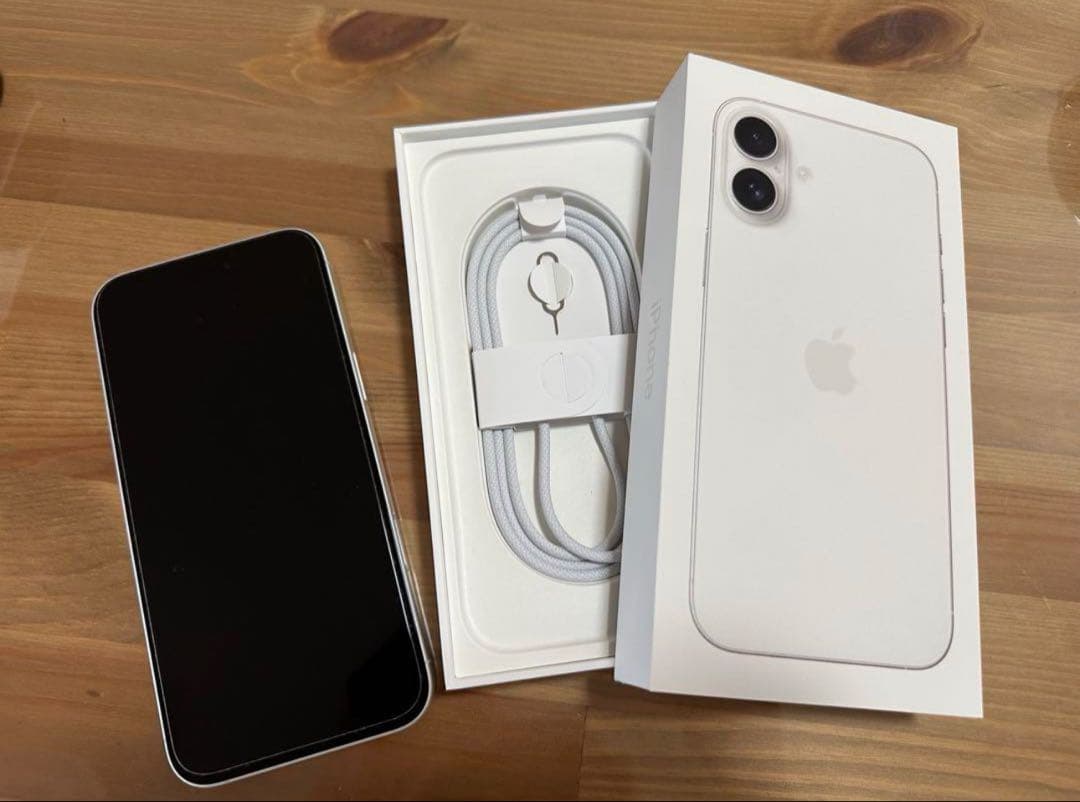iPhone16 Plus ホワイト 256GB SIMフリー