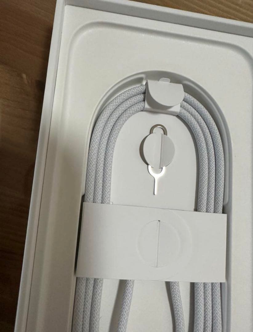 iPhone16 Plus ホワイト 256GB SIMフリー