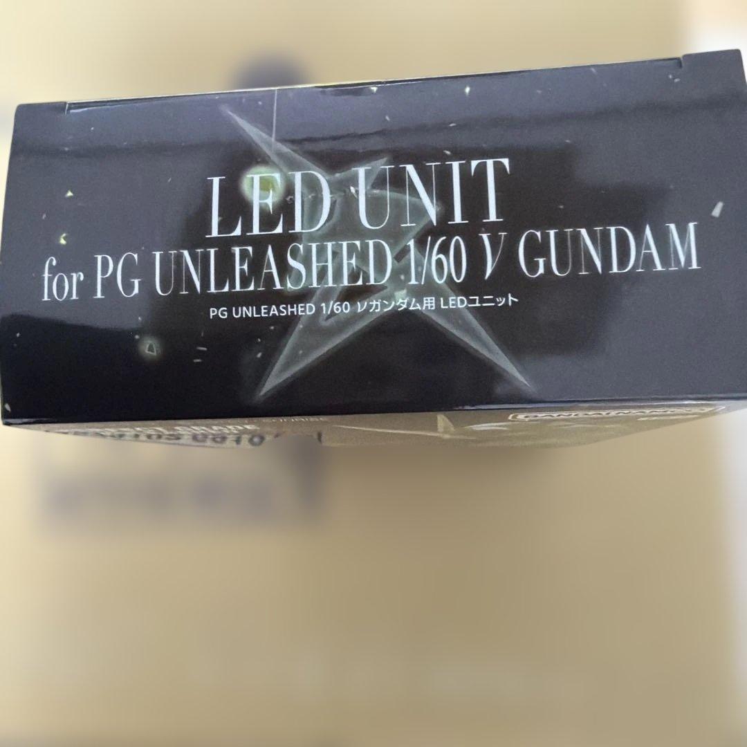 【新品未開封】PG UNLEASHED 1/60 νガンダム/LEDユニット付き