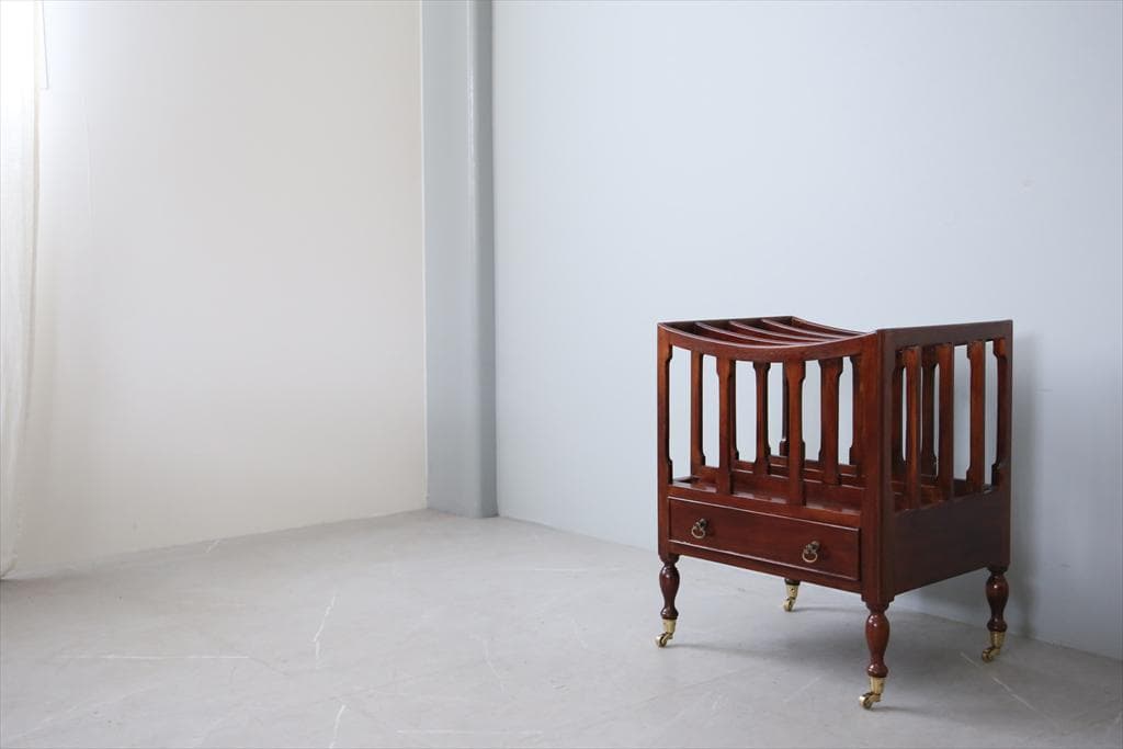 英国アンティーク木製マガジンラック/カンタベリー/本立て/雑誌本棚(88-1)