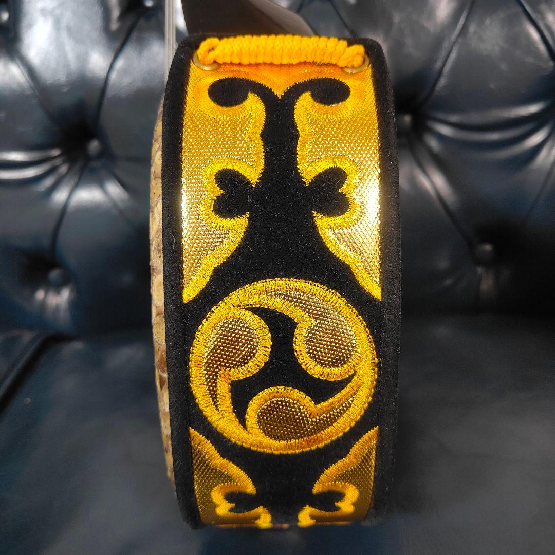 沖縄 琉球 三線 本蛇皮 蛇革 強化貼り 初心者　入門 ケース付き