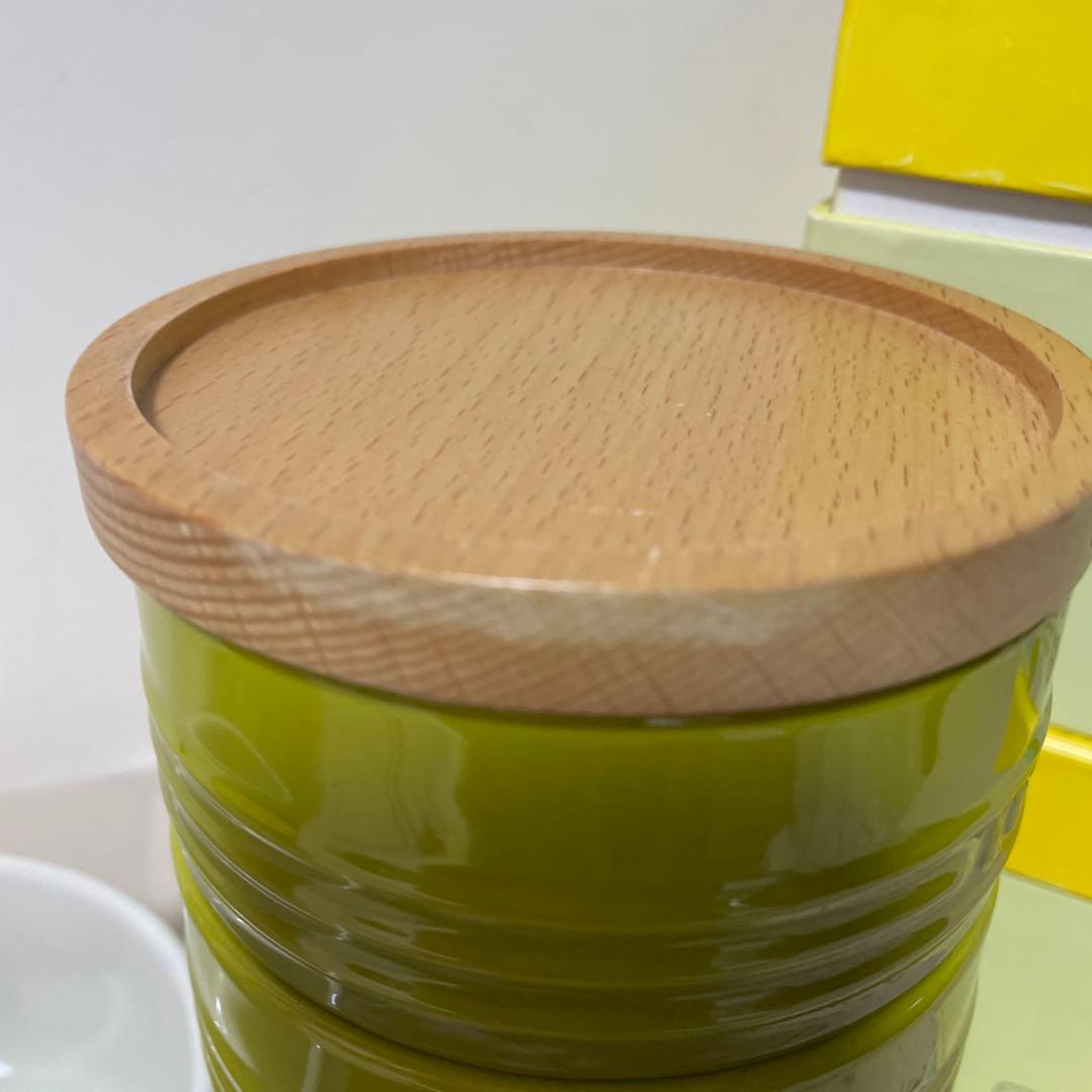 未使用 ルクルーゼ スタッキングラムカン with wood lid 2セット