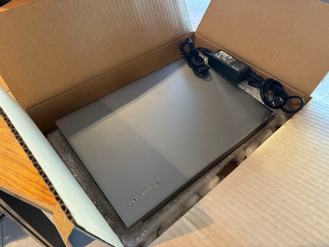 東芝Dynabook 第7世代Corei5 メモリ16GB SSD512GB