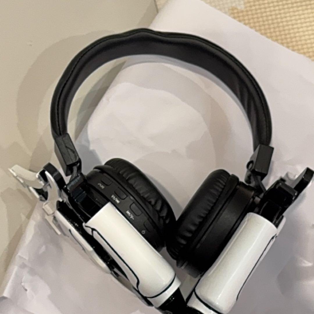 サイバーパンク未来風装飾ヘッドホンBlack Goat