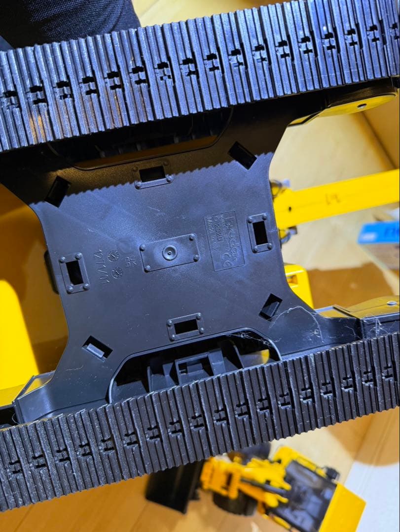 bruder CAT ブルドーザー　＆bruder パワーショベル