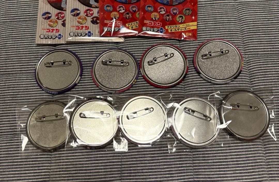 名探偵コナン　毛利蘭　灰原哀　缶バッジ　まとめ