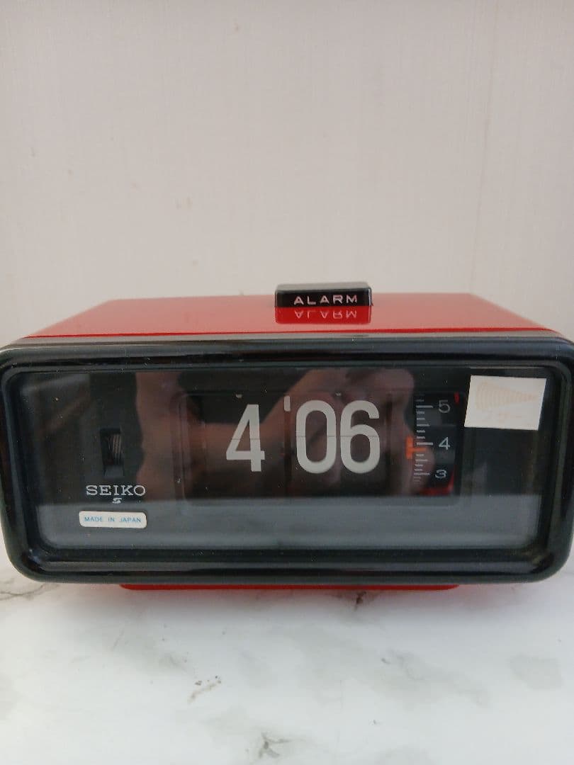 SEIKO パタパタ時計 DP692T 赤と黒 昭和レトロ 50/60Hz
