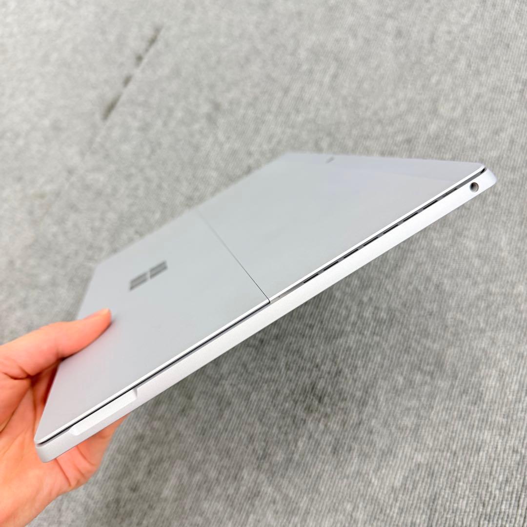 Windowsタブレット本体 Surface Pro 5 4GB / 128GB LTE