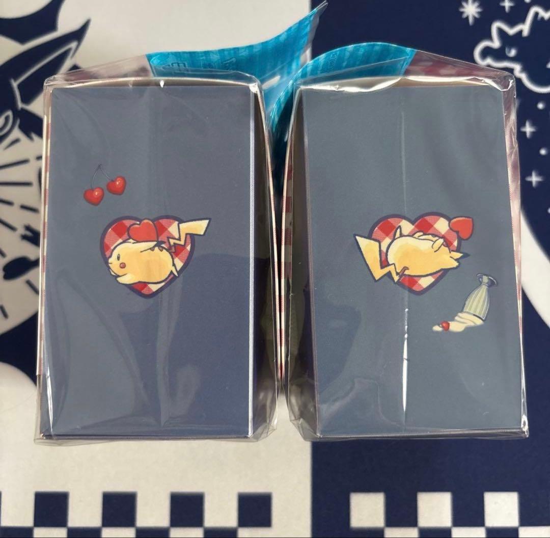 ポケカ　ピカチュウとハート　デッキシールド　デッキケース　プレイマットケース