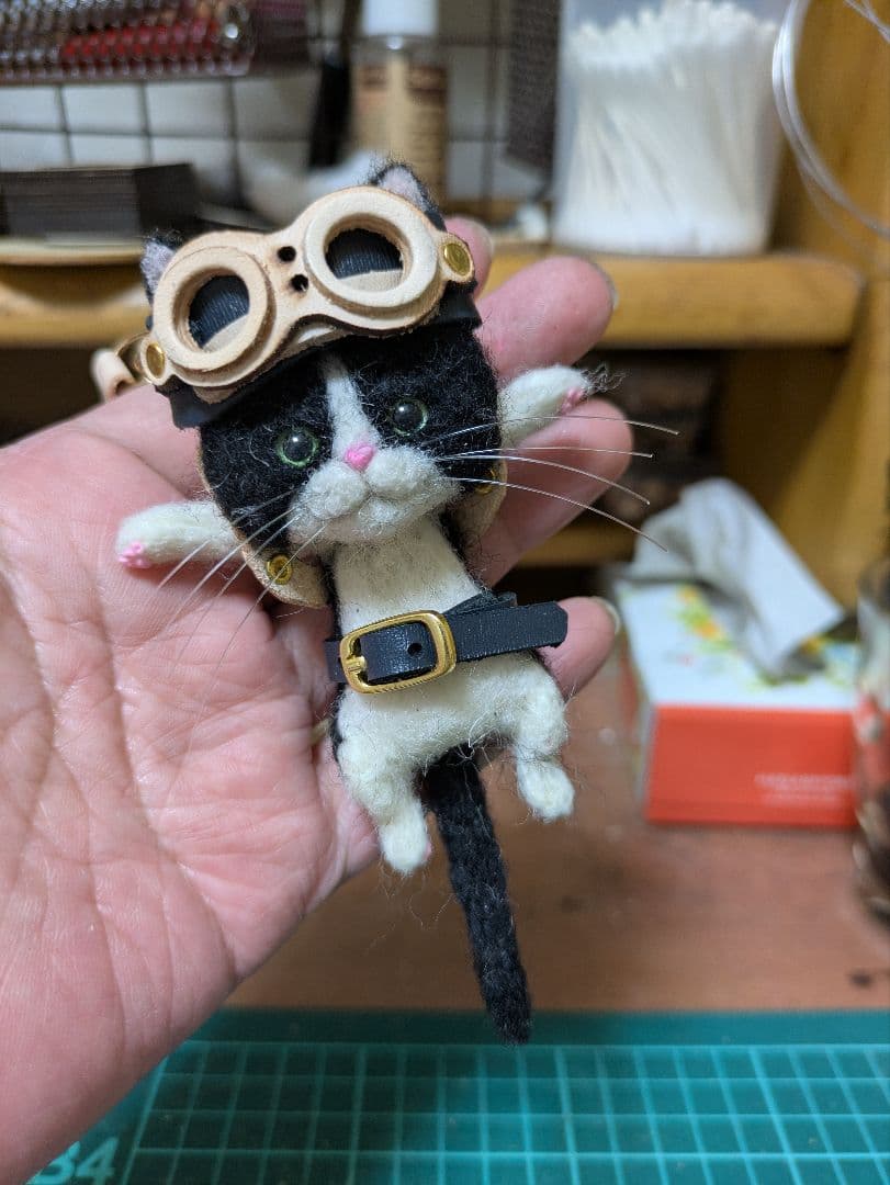 くろ出品 豆猫PECO-LIN