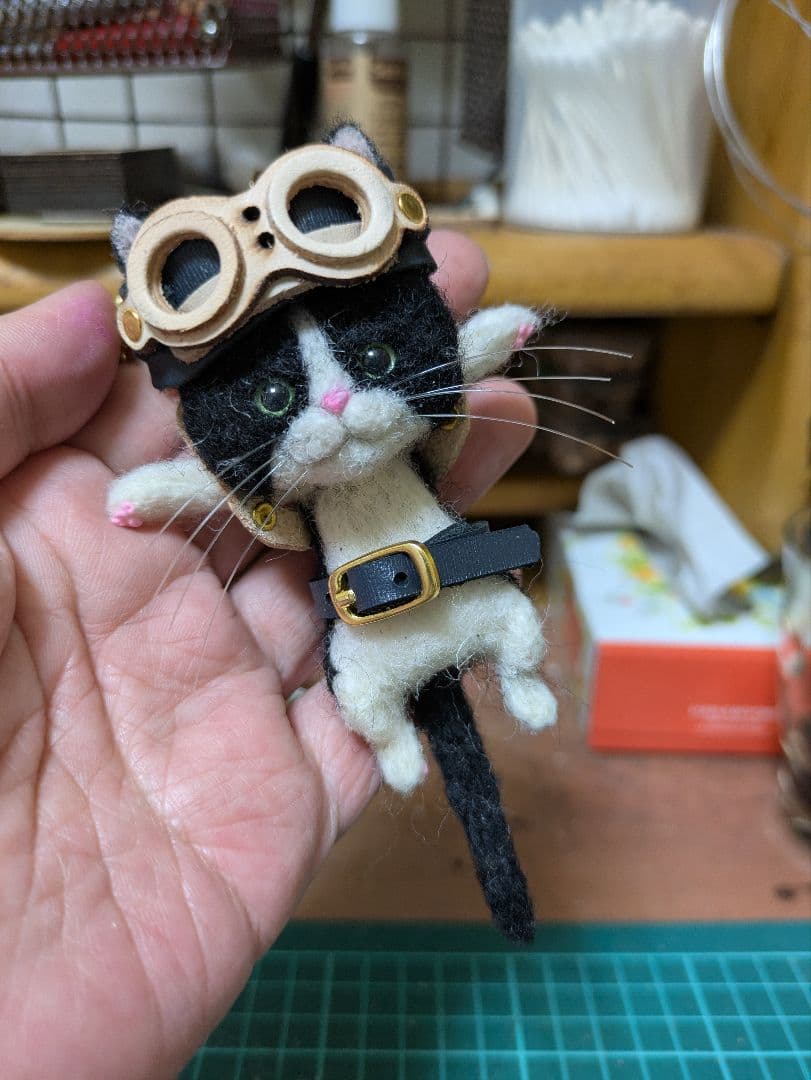 くろ出品 豆猫PECO-LIN