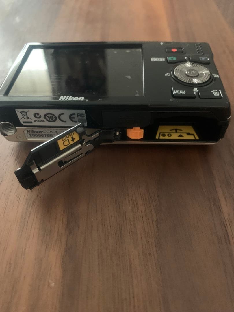 Nikon COOLPIX A100 S6000 2台 ジャンク品