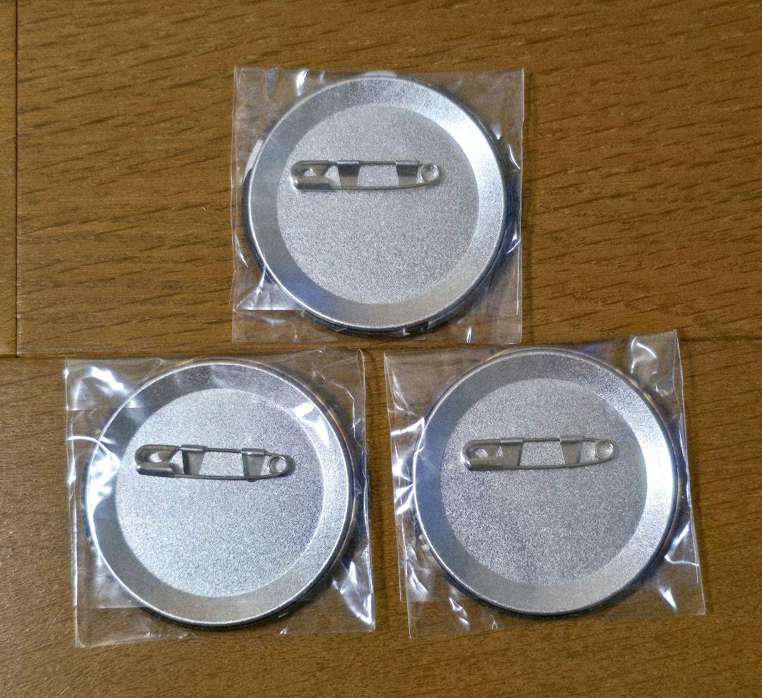 進撃の巨人 リヴァイ 缶バッジ 進撃の脱毛 ドン・キホーテ