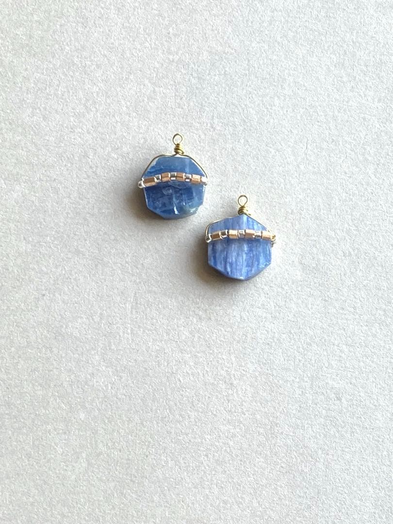 no.0345 夜空のカイヤナイト