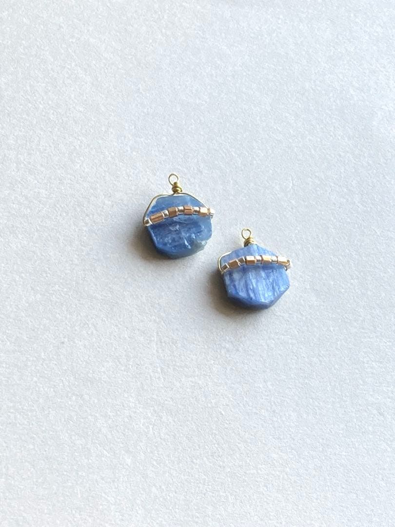 no.0345 夜空のカイヤナイト