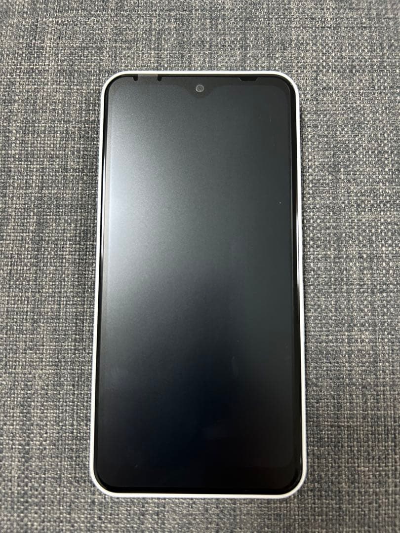 「ほぼ未使用」docomo arrows We F-51B ホワイト