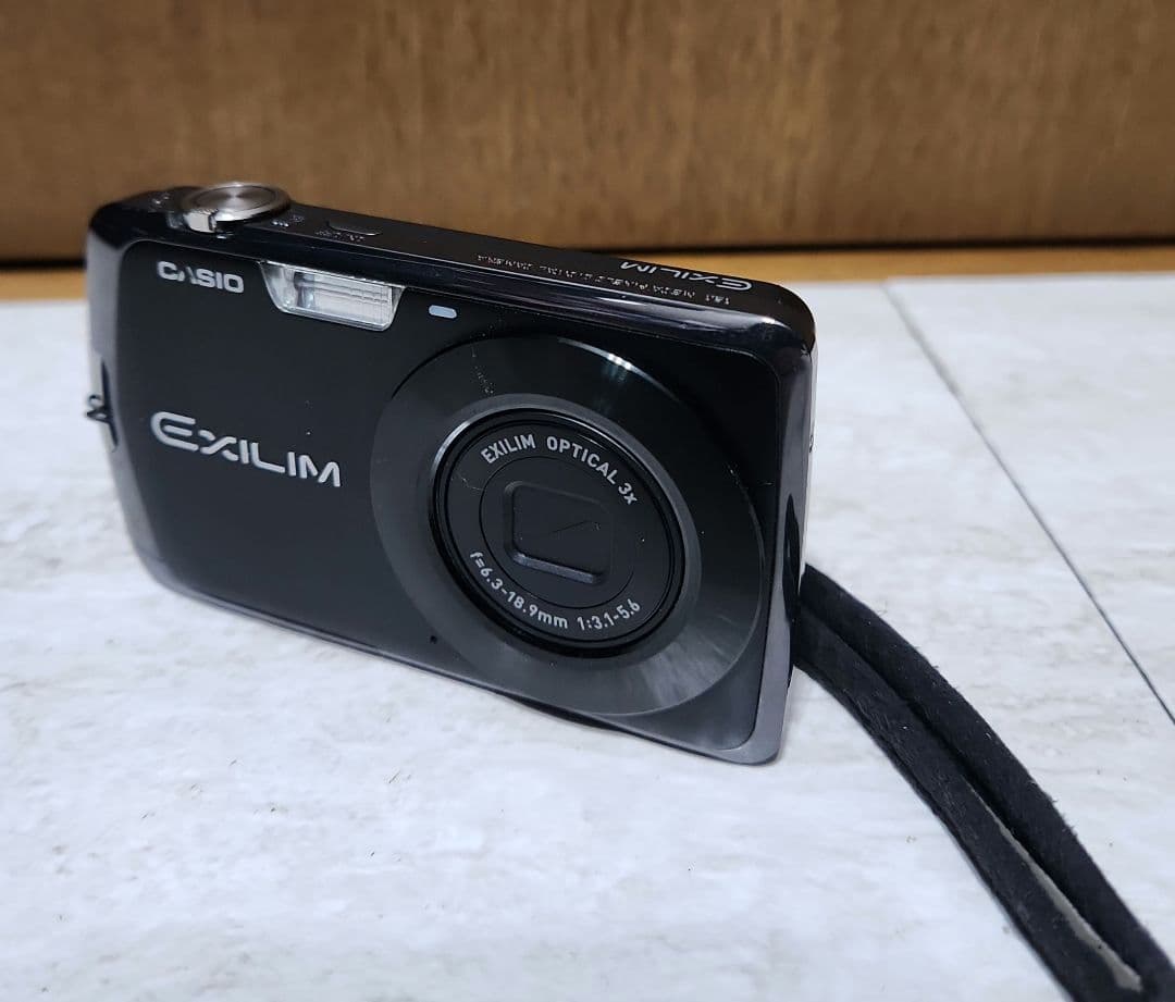 EXILIM デジタルカメラEX-Z330 ブラック