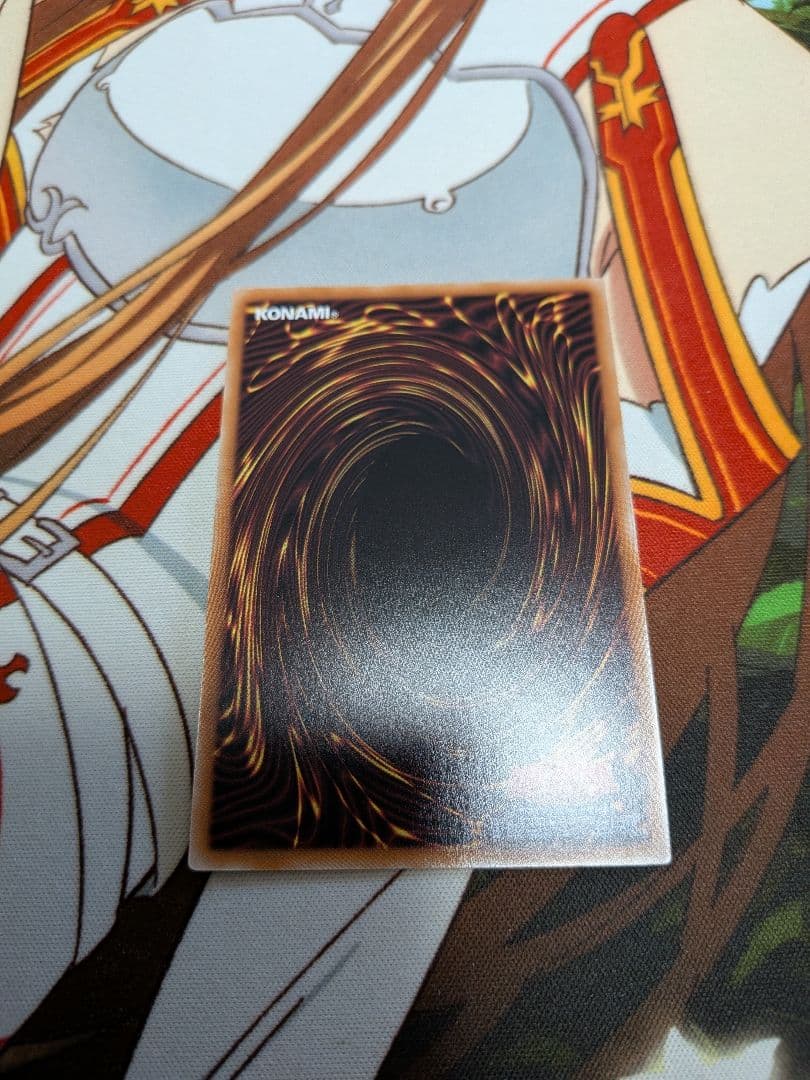 遊戯王　ティマイオスの眼光　滅びの黒魔術師　魔術師の弟子　黒き魔術師　光の黄金櫃