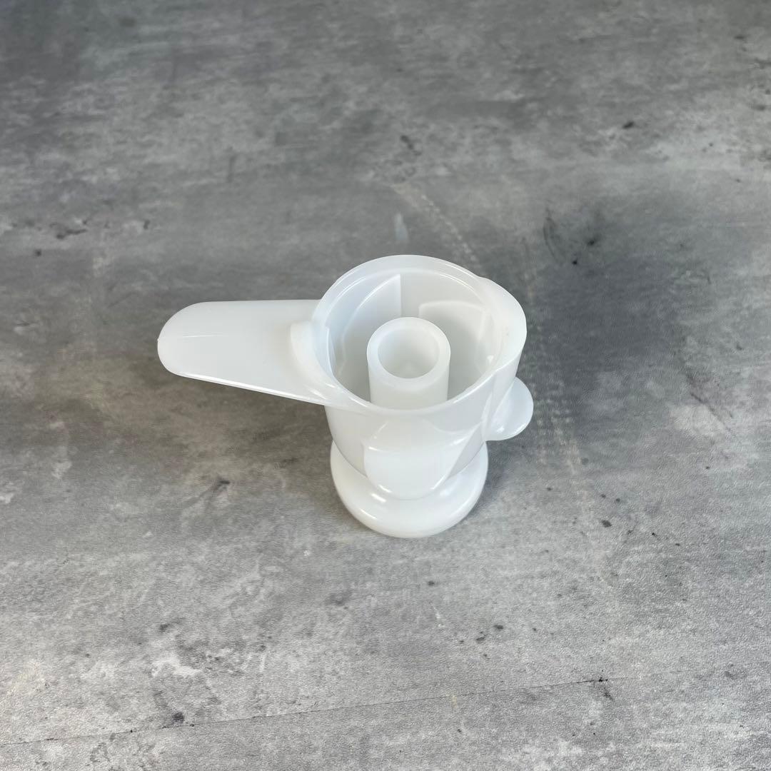 【訳有新品】 未使用品 Panasonic フードプロセッサー　MK-K81-W