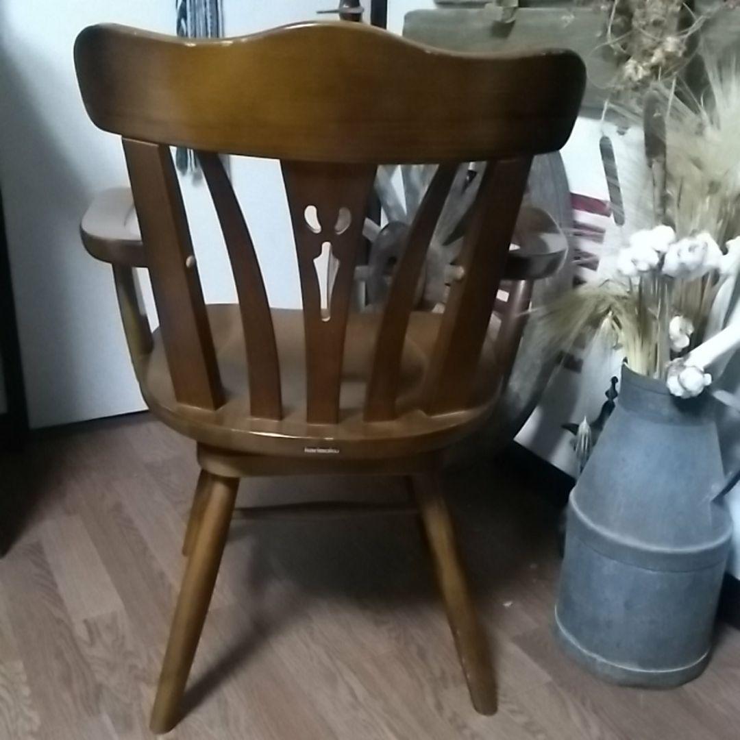 コロニアルカリモク回転式椅子