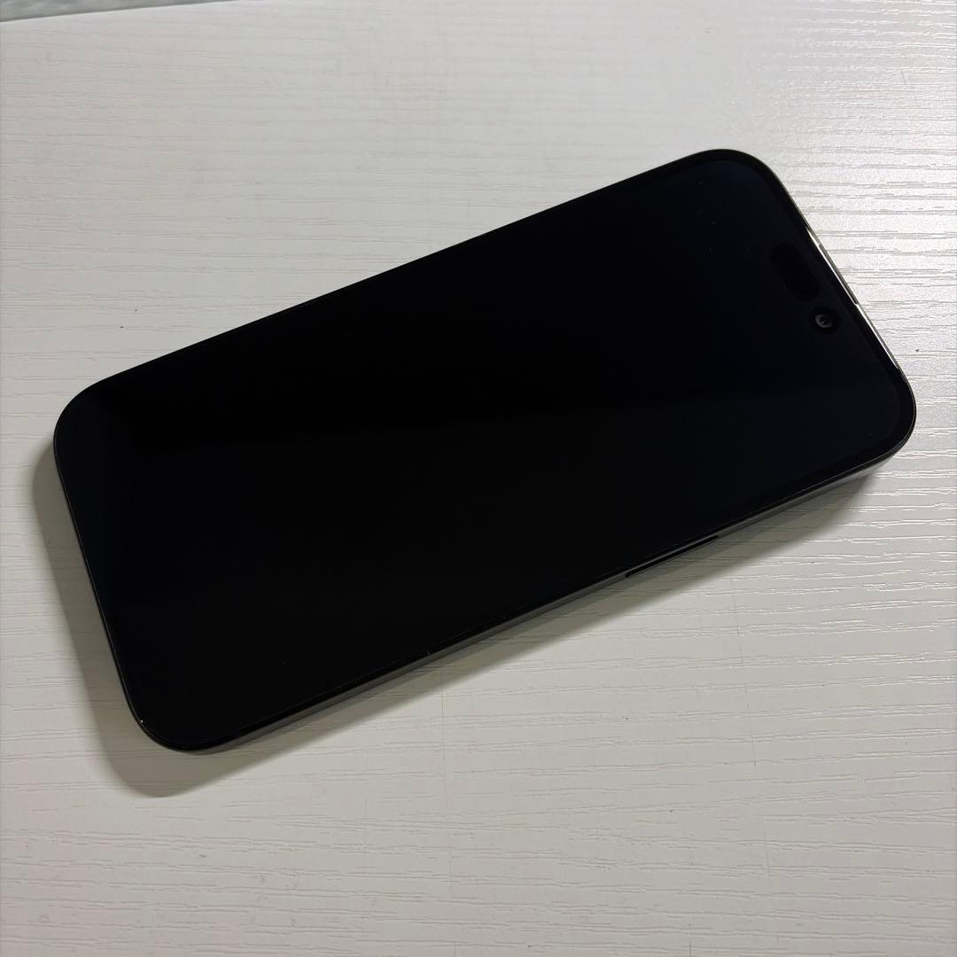 iPhone15 128GB ブラック SIMフリー 極美品