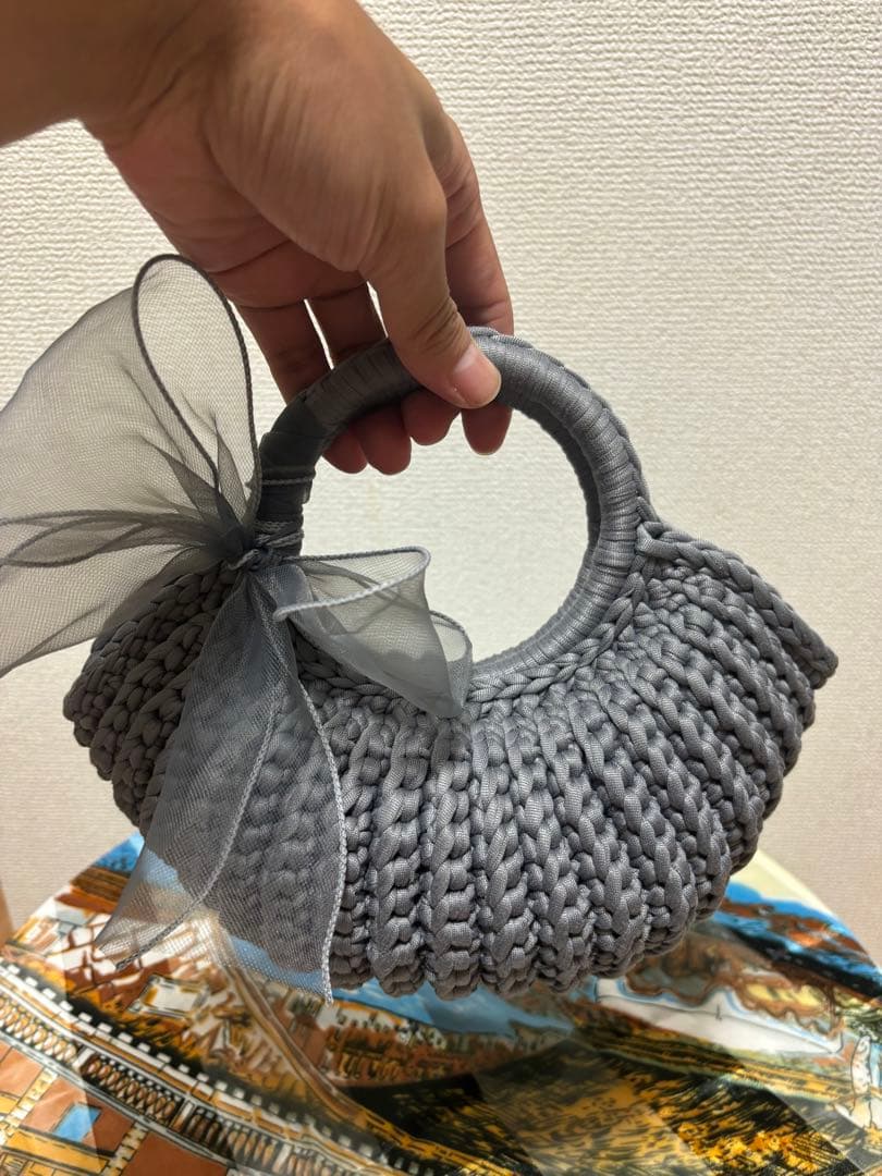 【ハンドメイド】グレー　Tシャツヤーン　DIYかぎ編み  リングハンドルバッグ