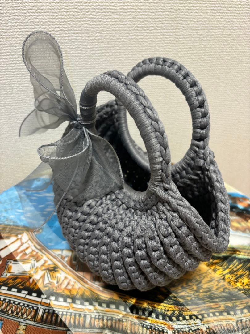 【ハンドメイド】グレー　Tシャツヤーン　DIYかぎ編み  リングハンドルバッグ