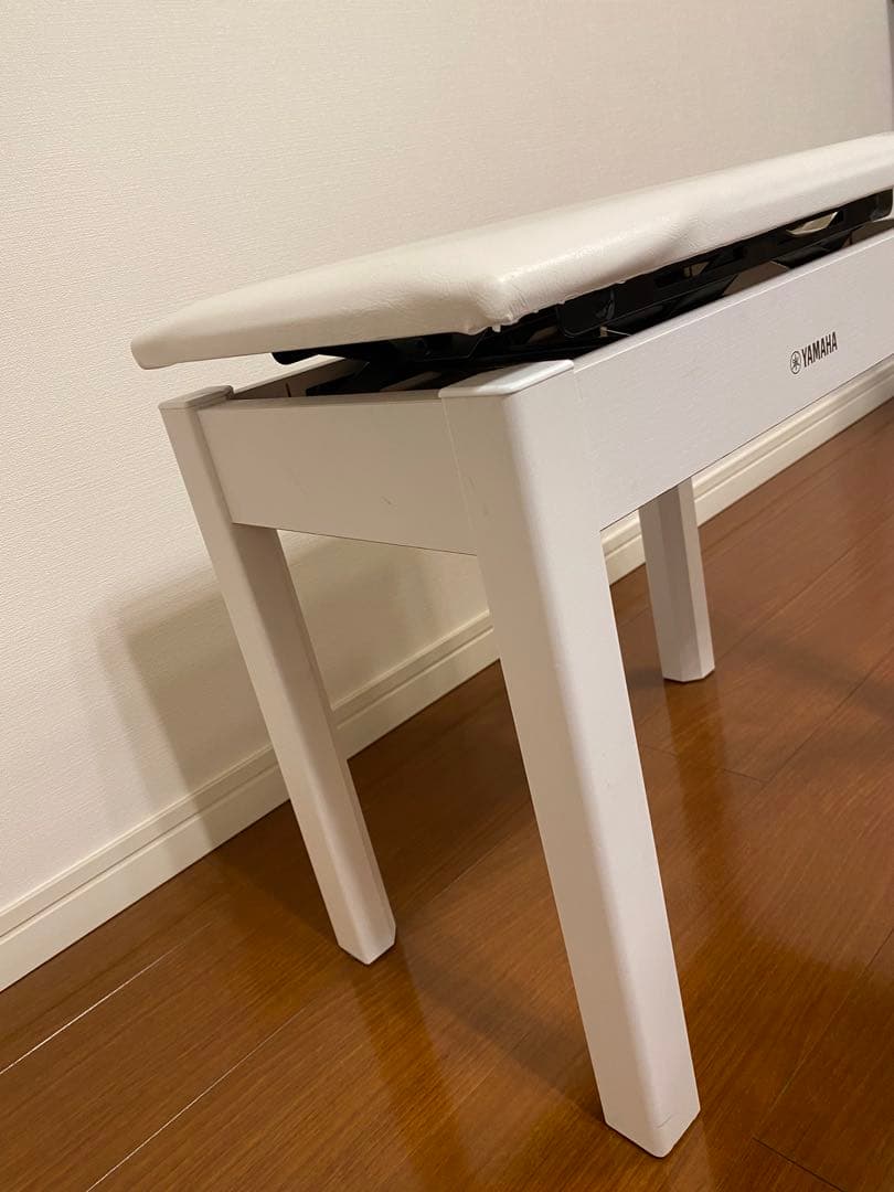 【値下不可】YAMAHA ピアノ椅子（高低自在）　BC-205ホワイト