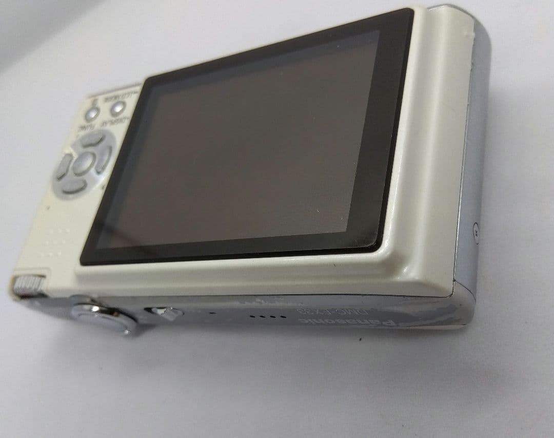 パナソニックLUMIX DMC-FX33 コンパクトデジタルカメラ　ジャンク品扱